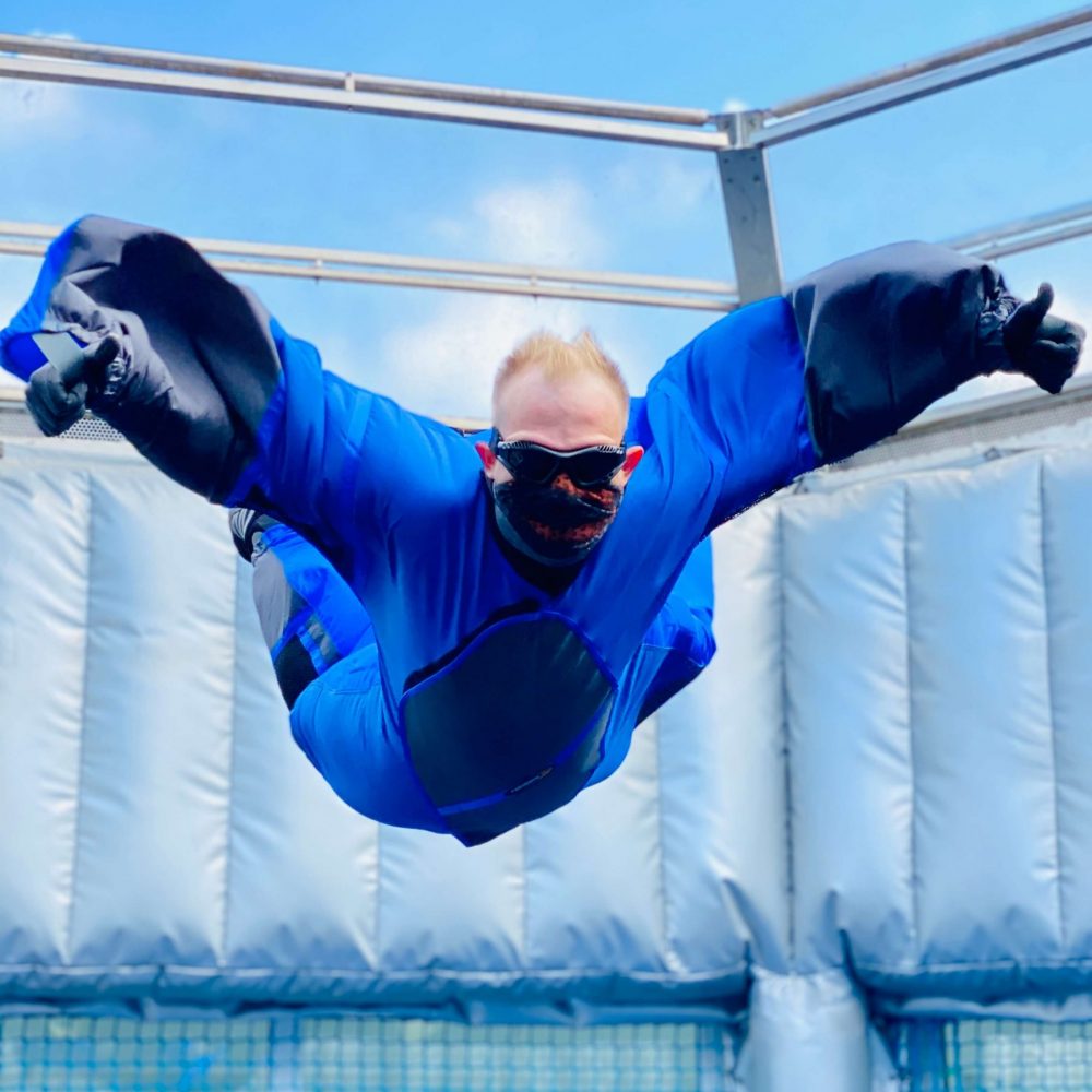Bodyflyer-profi-im-Windkanal-angebote-für-vielflieger-air-power-arena Bodyflyer-profi-im-Windkanal-angebote-für-vielflieger-air-power-arena